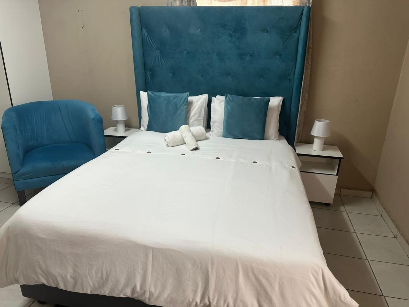 Super Classic Guest House Pretoria-Noord Exteriör bild