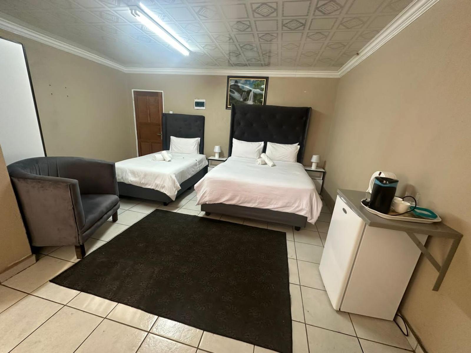 Super Classic Guest House Pretoria-Noord Exteriör bild